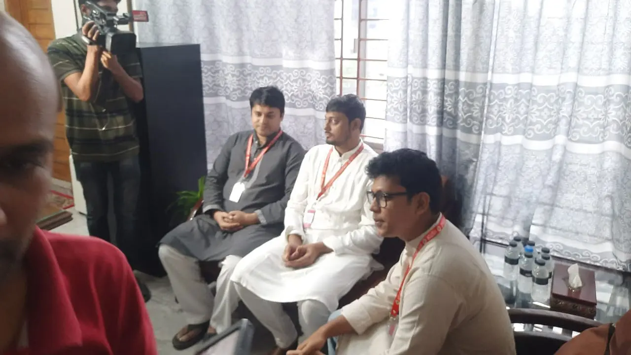 ‘শাপলা কলি’ প্রতীক মেনে নেবে এনসিপি