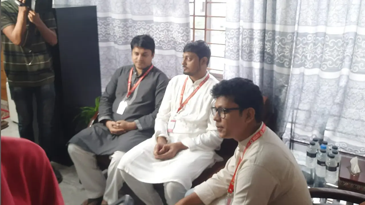 সিইসির সঙ্গে বৈঠকে এনসিপি