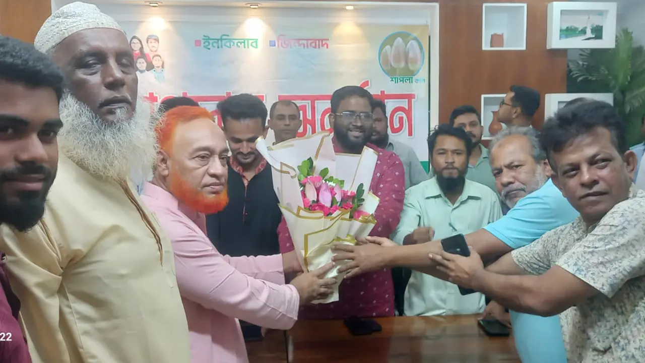 জাতীয় পার্টি ও জাসদের শতাধিক নেতাকর্মীর এনসিপিতে যোগদান