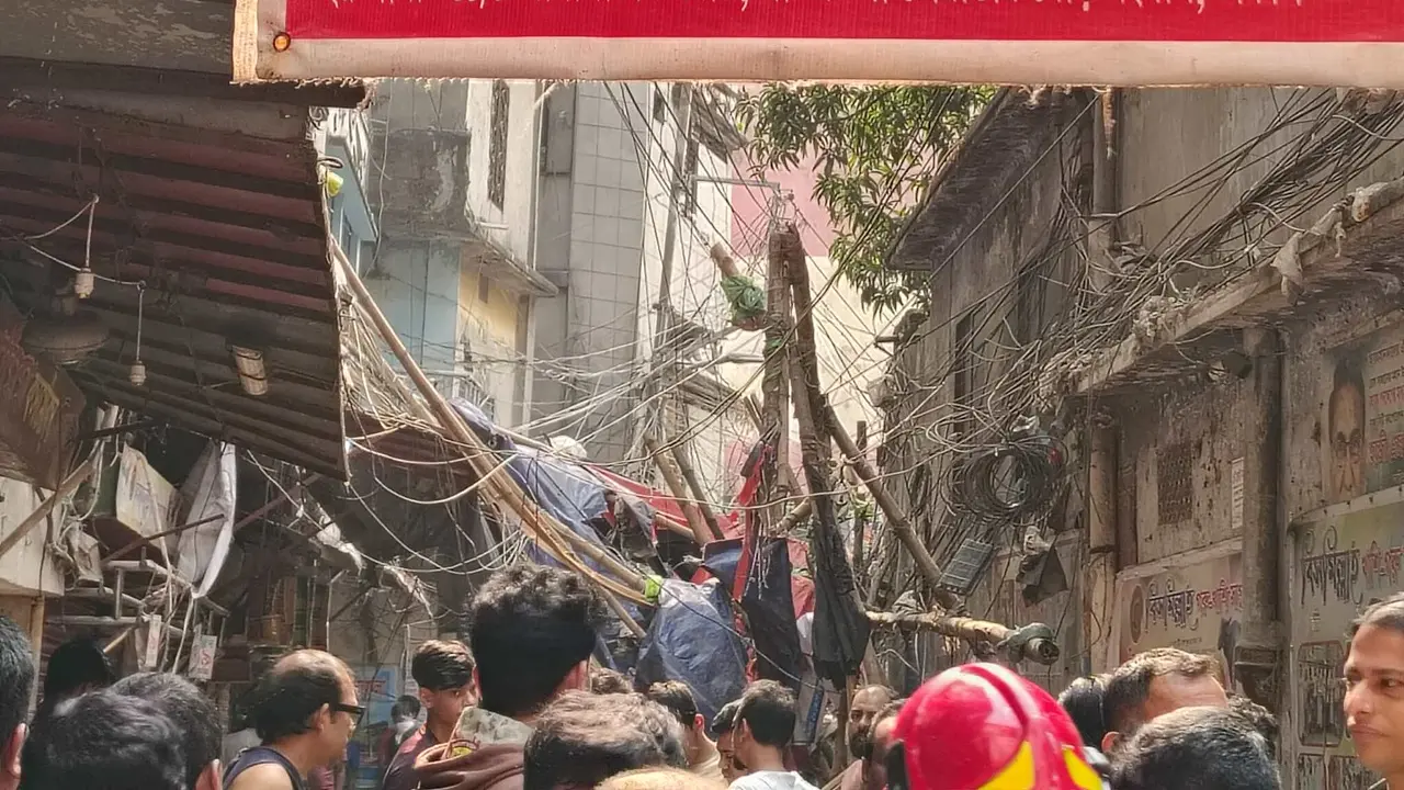 ভূমিকম্পে পুরান ঢাকায় নিহত ৩