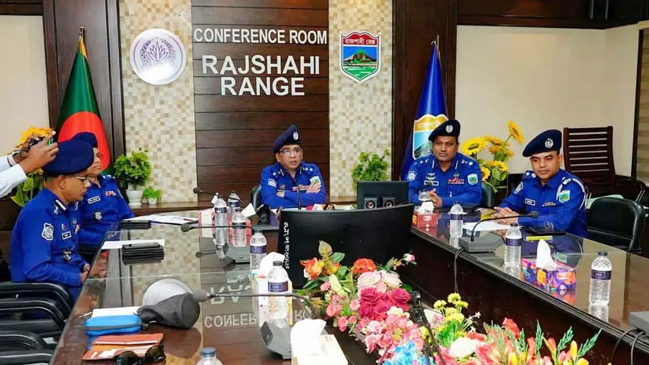 রাজশাহীর দুই জেলায় গ্রেপ্তার ৬৪, অস্ত্র ও মাদক উদ্ধার