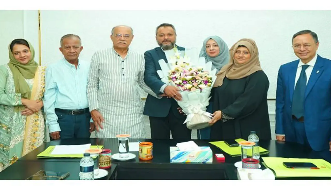 ফের রূপালী ইন্স্যুরেন্সের চেয়ারম্যান মোস্তফা কামরুস সোবহান