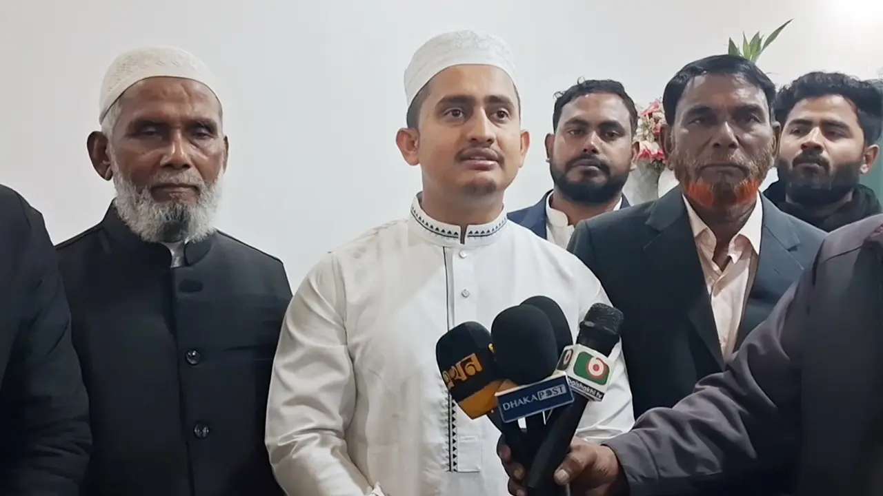 শেখ হাসিনাকে ফেরত না দিলে ভারতের মন্তব্য গুরুত্বহীন : সারজিস