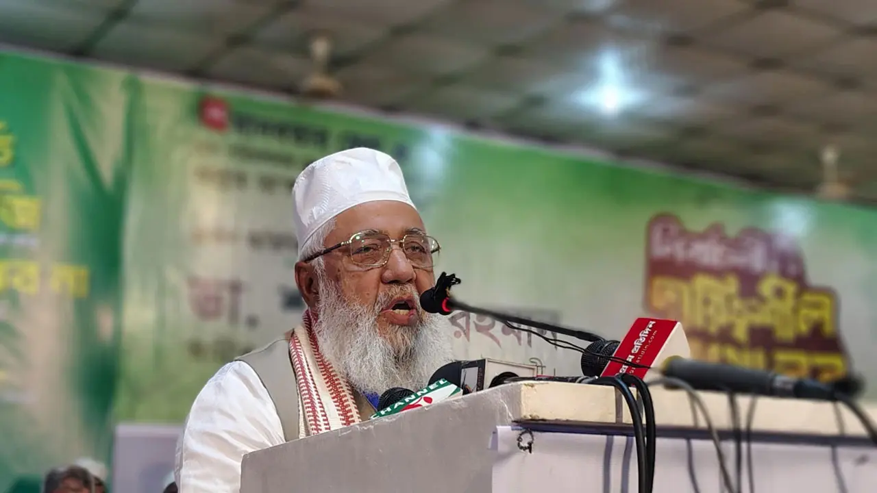 ‘আমাকে যারা চেনেনি তারা এখনও মাটির নিচে বসবাস করে’