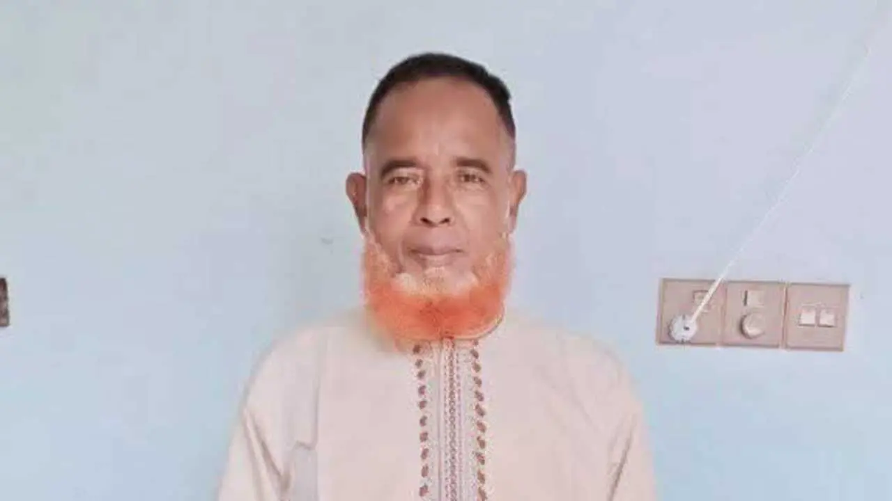 রোহিঙ্গা নারীকে সনদ দেওয়ায় প্যানেল চেয়ারম্যান সাময়িক বরখাস্ত