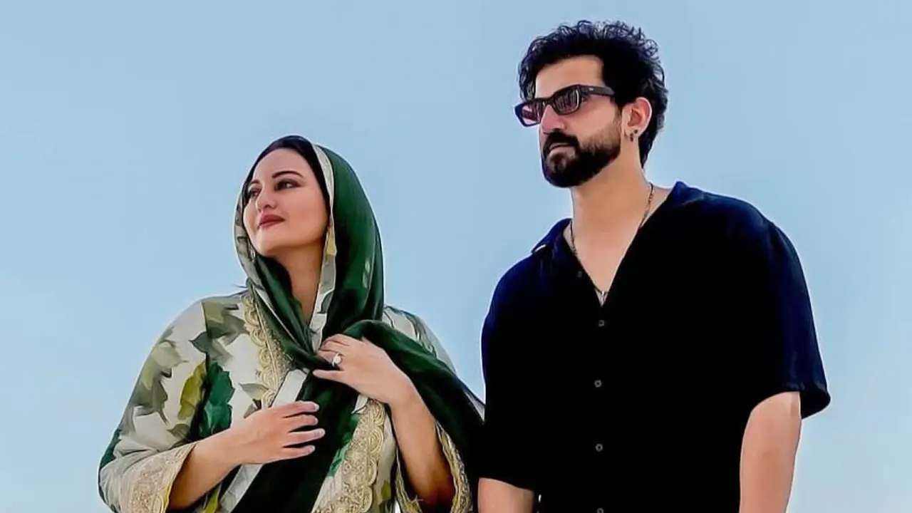 স্বামীকে নিয়ে মসজিদ ঘুরে দেখলেন সোনাক্ষী