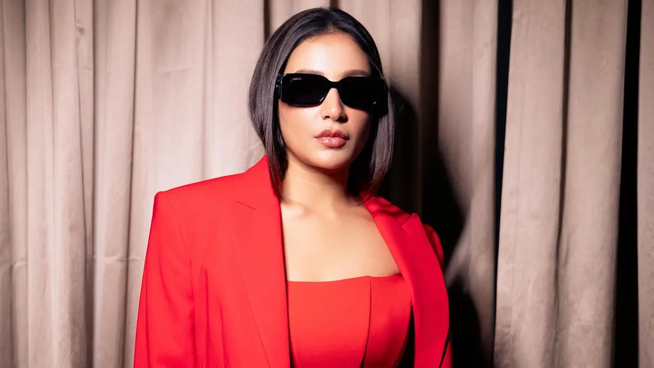 ‘প্রতিটি নারীর মধ্যে লুকিয়ে আছে দীপা’