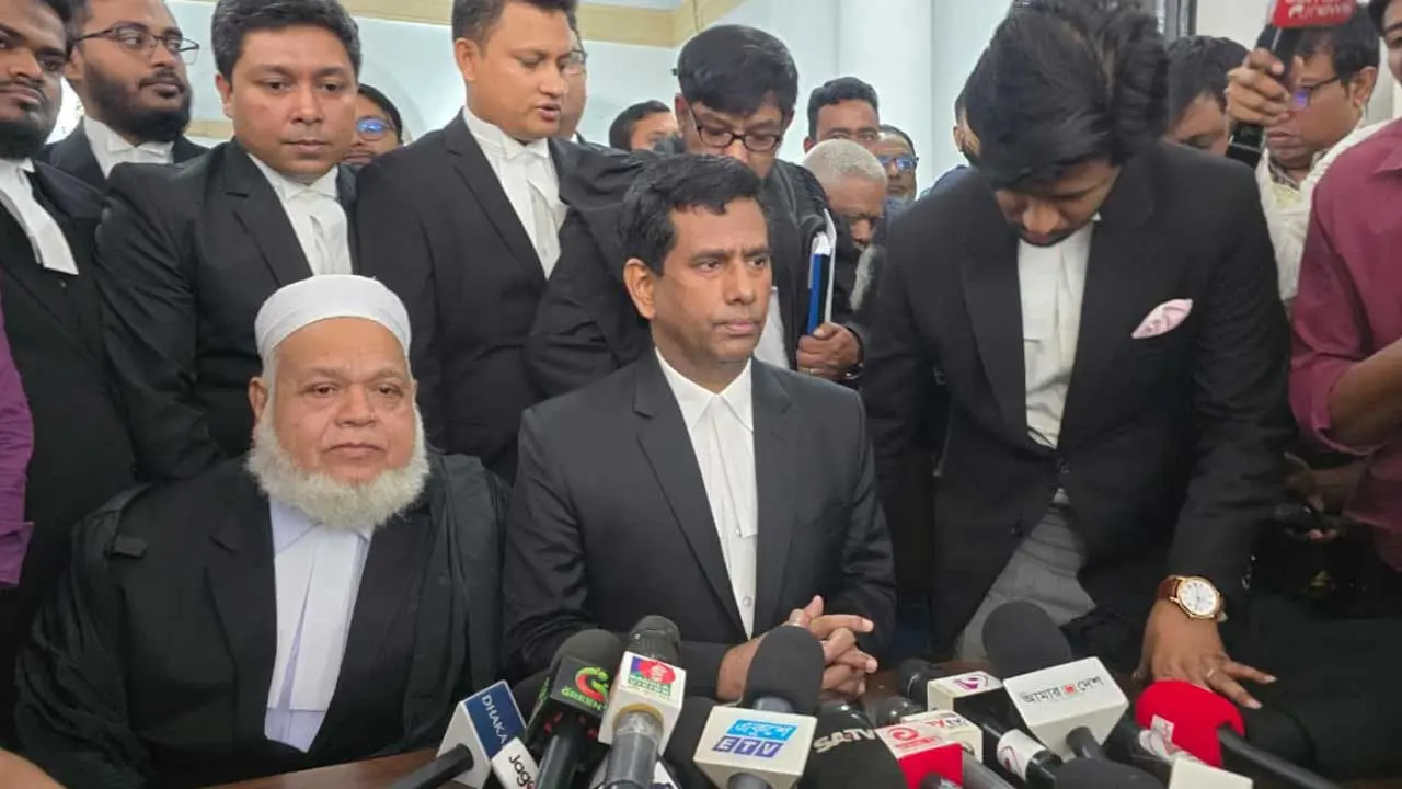 ঐক্যবদ্ধ জাতির সামনে নৈরাজ্যের জায়গা নেই : চিফ প্রসিকিউটর