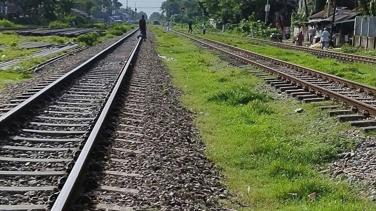 বনানীতে ট্রেনে কাটা পড়ে এক ব্যক্তির মৃত্যু
