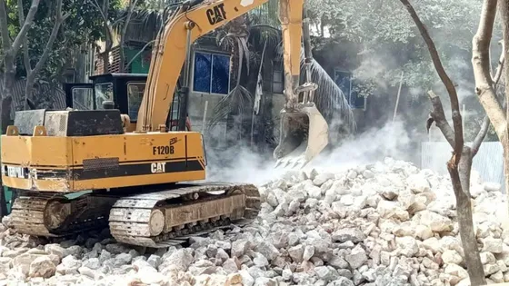 বন্দরে অবৈধ গ্যাস সংযোগ বিচ্ছিন্ন, চুনা কারখানা গুড়িয়ে দিল তিতাস