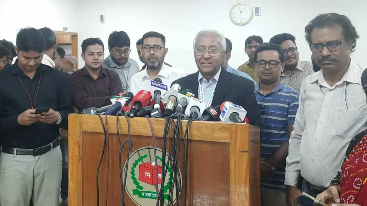 ২০ অক্টোবর নিরাপত্তা বাহিনীর সঙ্গে বৈঠকে বসবে ইসি