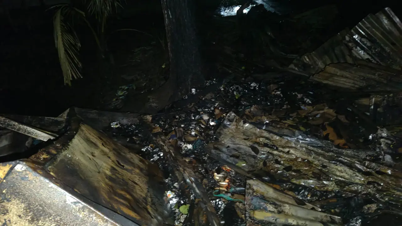 চাঁদা না পেয়ে ওষুধের দোকানে অগ্নিসংযোগ, ক্ষতি ৩৫ লাখ টাকার