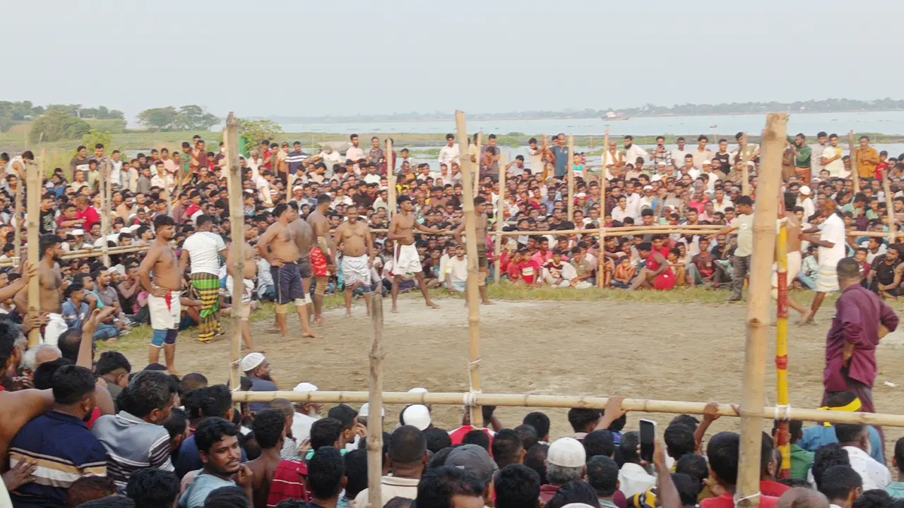 কাবাডি প্রতিযোগিতায় ১০ হাজার দর্শক, ফিরে এলো হারানো ঐতিহ্য