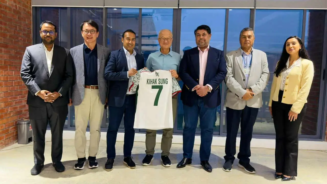 আফিদাদের চট্টগ্রাম ক্যাম্প পরিদর্শন বাফুফে সভাপতির