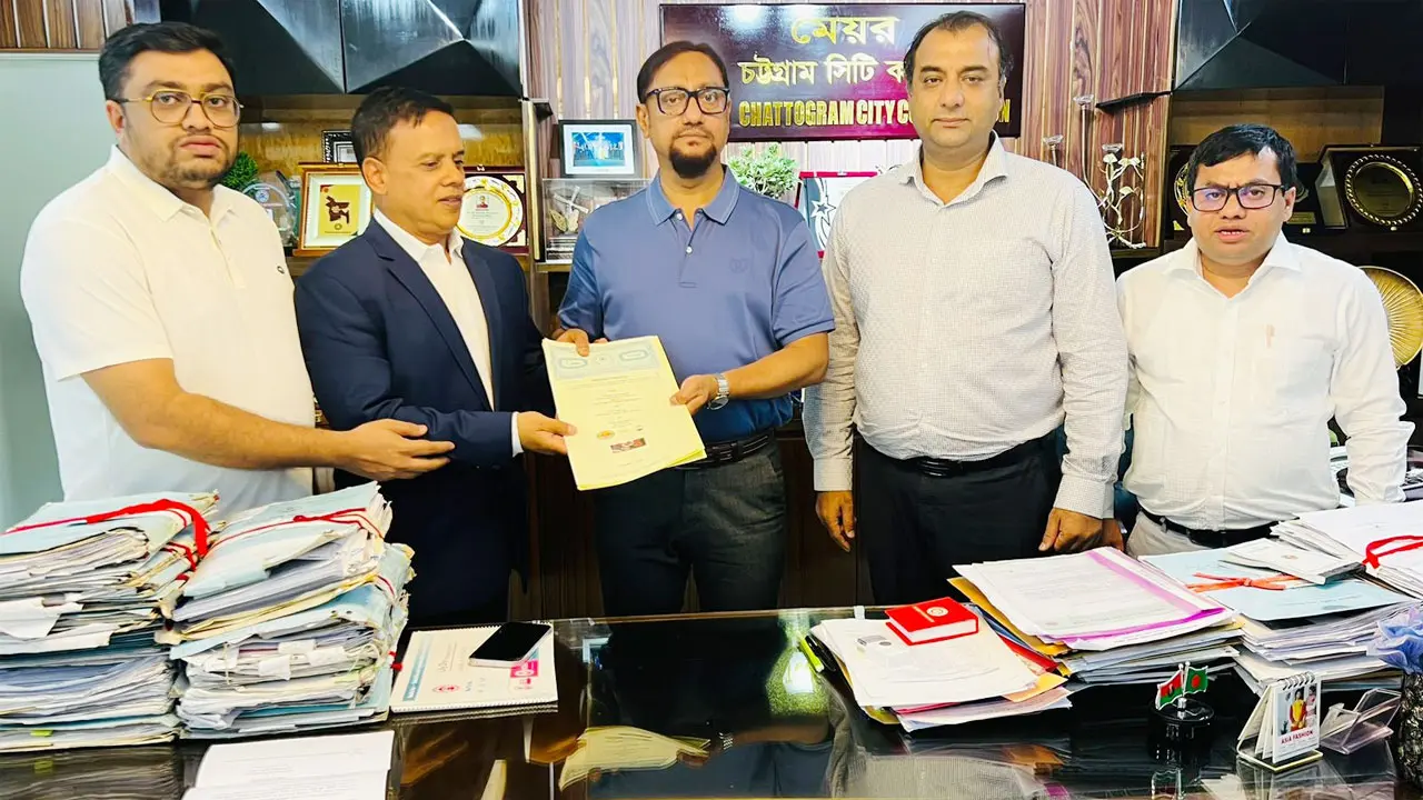 চট্টগ্রামে বর্জ্য থেকে উৎপন্ন হবে পরিবেশবান্ধব ডিজেল-বিমানের জ্বালানি