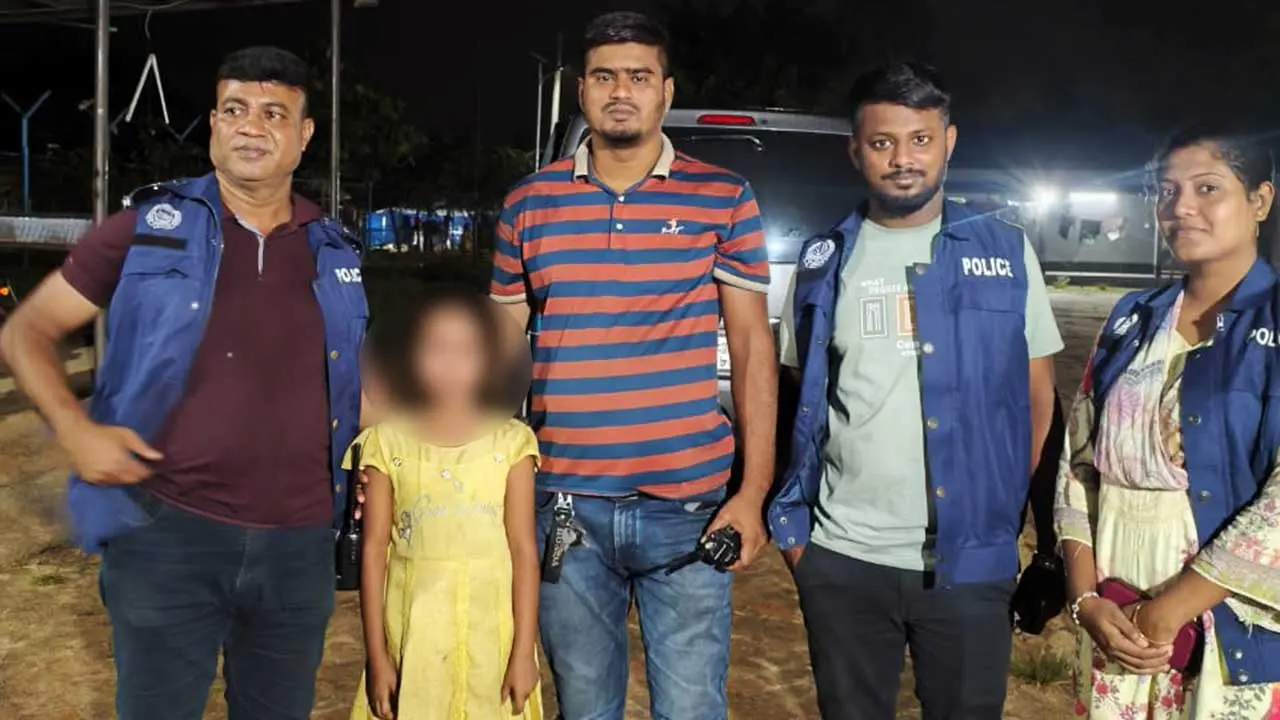 ছাত্রীকে অপহরণ করে ১০ লাখ টাকা দাবি শিক্ষকের, অবশেষে উদ্ধার