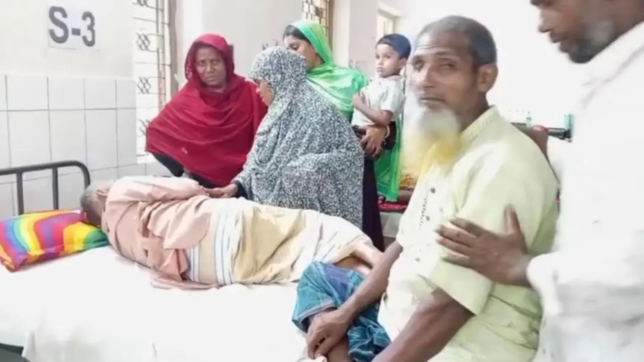চুয়াডাঙ্গায় নারীসহ ৫ জনকে কুপিয়ে জখম