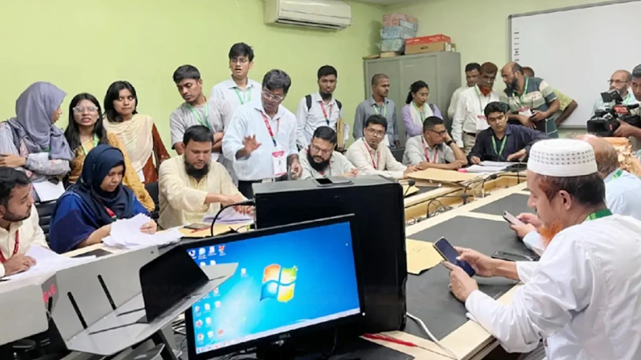 ছাত্রদলের দাবির মুখে ভোট পুনঃগণনা, ফল অপরিবর্তিত