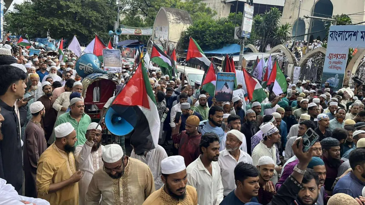 ফ্লোটিলা নৌবহর আটকের প্রতিবাদে জামায়াতের বিক্ষোভ মিছিল