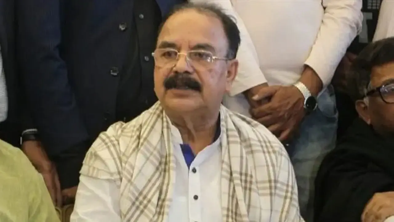 দুর্নীতির মামলায় খালাস পেলেন গয়েশ্বর চন্দ্র রায়