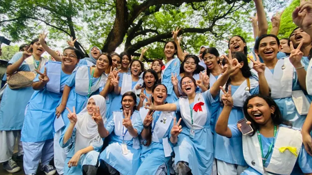 ‘বাস্তব মূল্যায়নে জিপিএ-৫ এ হোঁচট’