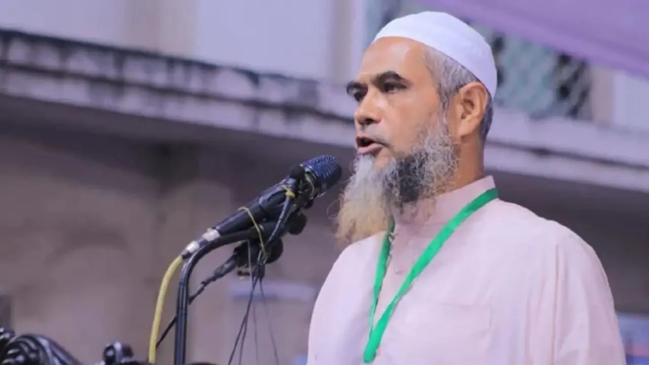 ‘জুলাই বিপ্লব নিয়ে কোনো ধরনের চেতনা ব্যবসা জনগণ মেনে নিবে না’