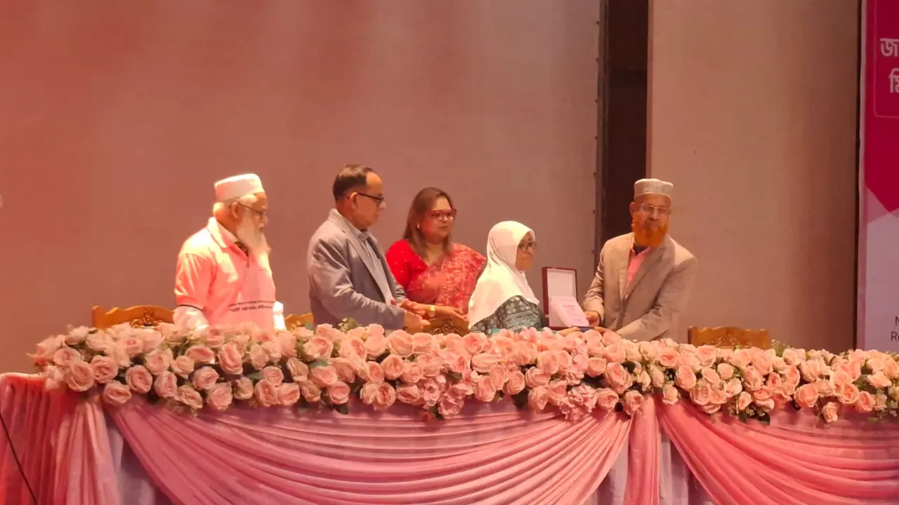 দেশে বিশ্বমানের ক্যান্সার চিকিৎসায় বাধা জনবল ও যন্ত্রপাতি সংকট