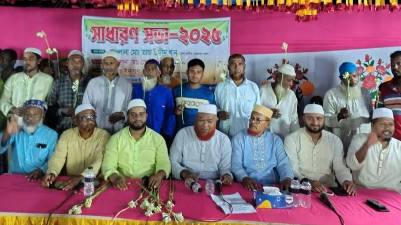 মেহেরপুরে জামায়াতে যোগ দিলেন বিএনপির ৭০ নেতাকর্মী