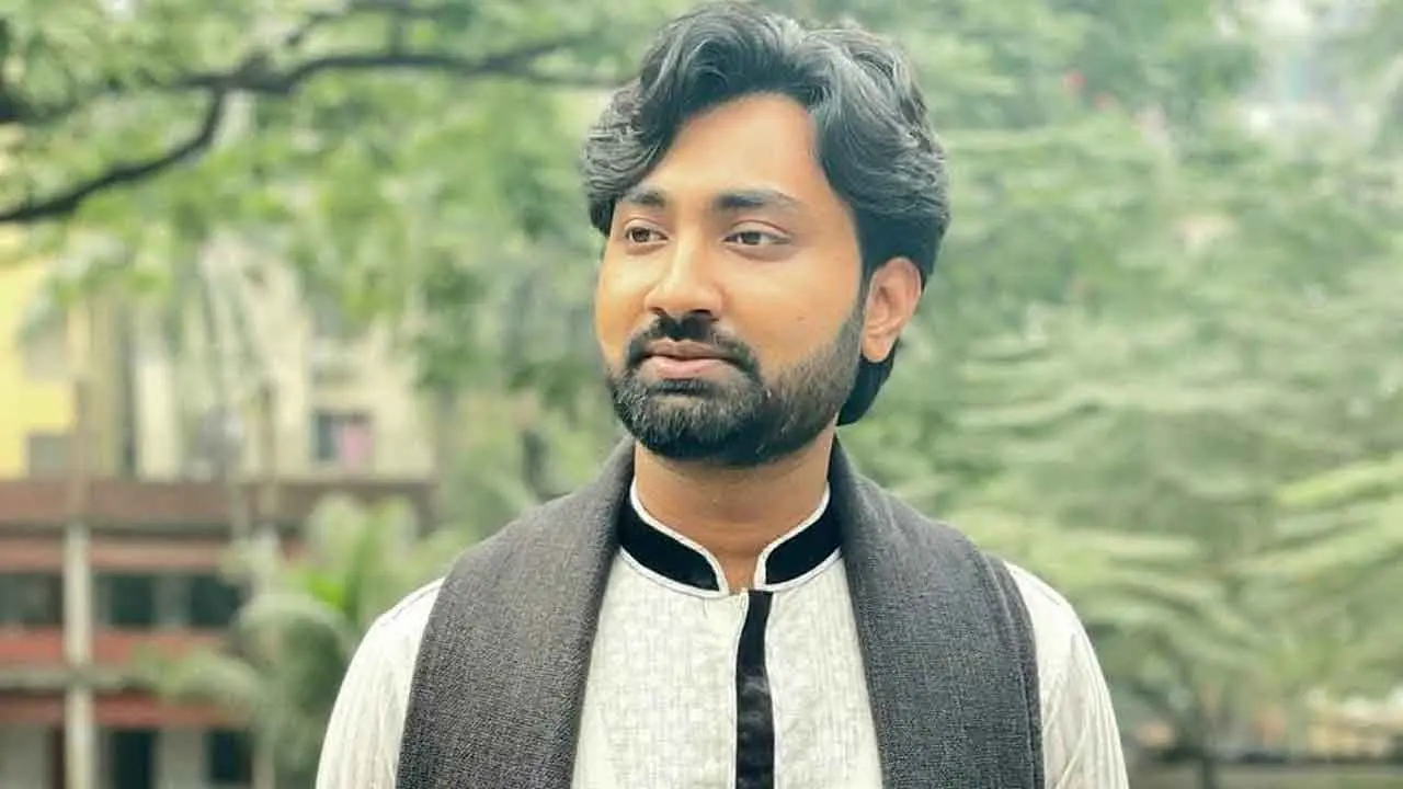 চোখের সামনেই জোবায়েদকে নিস্তেজ হতে দেখেছে বর্ষা