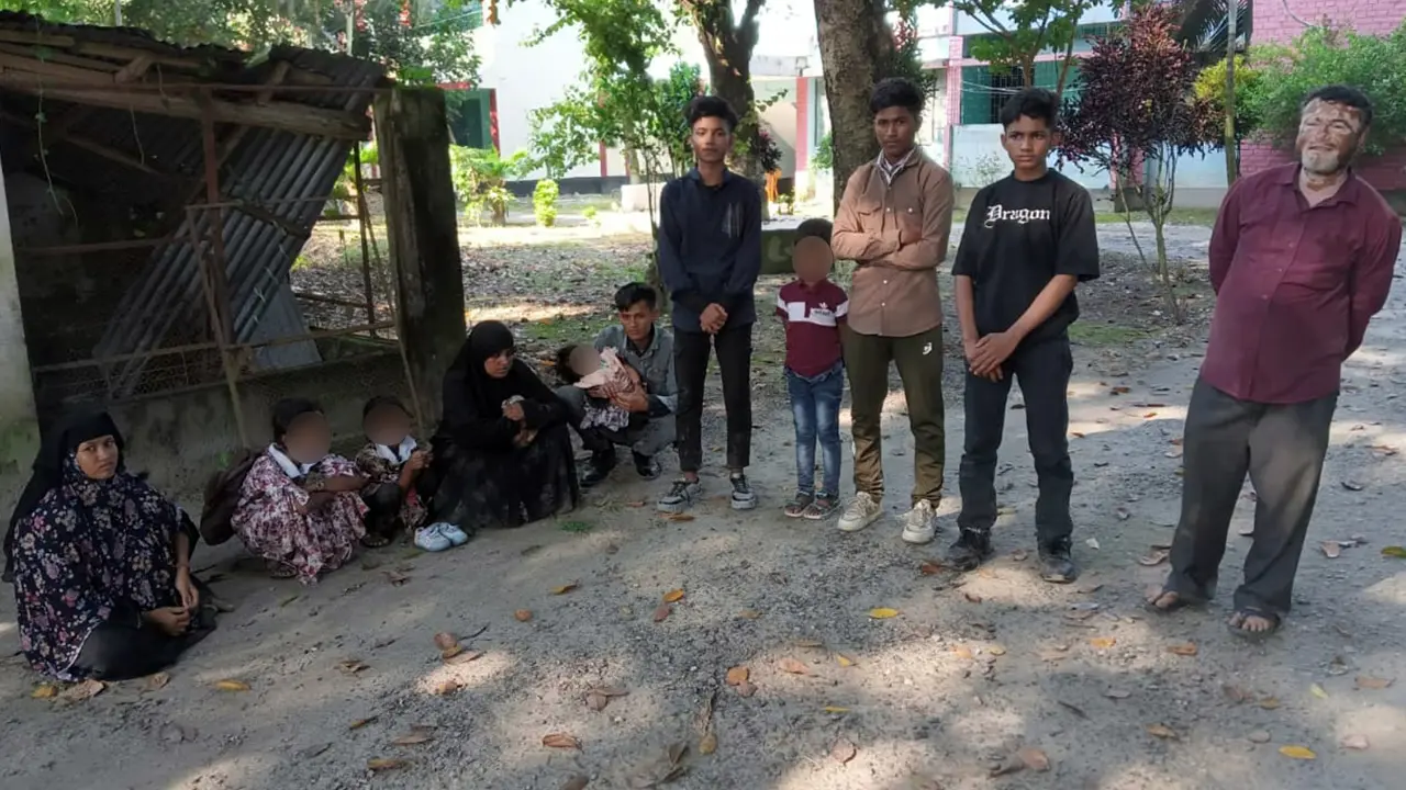 কুড়িগ্রামে নারী-শিশুসহ ১১ রোহিঙ্গা আটক
