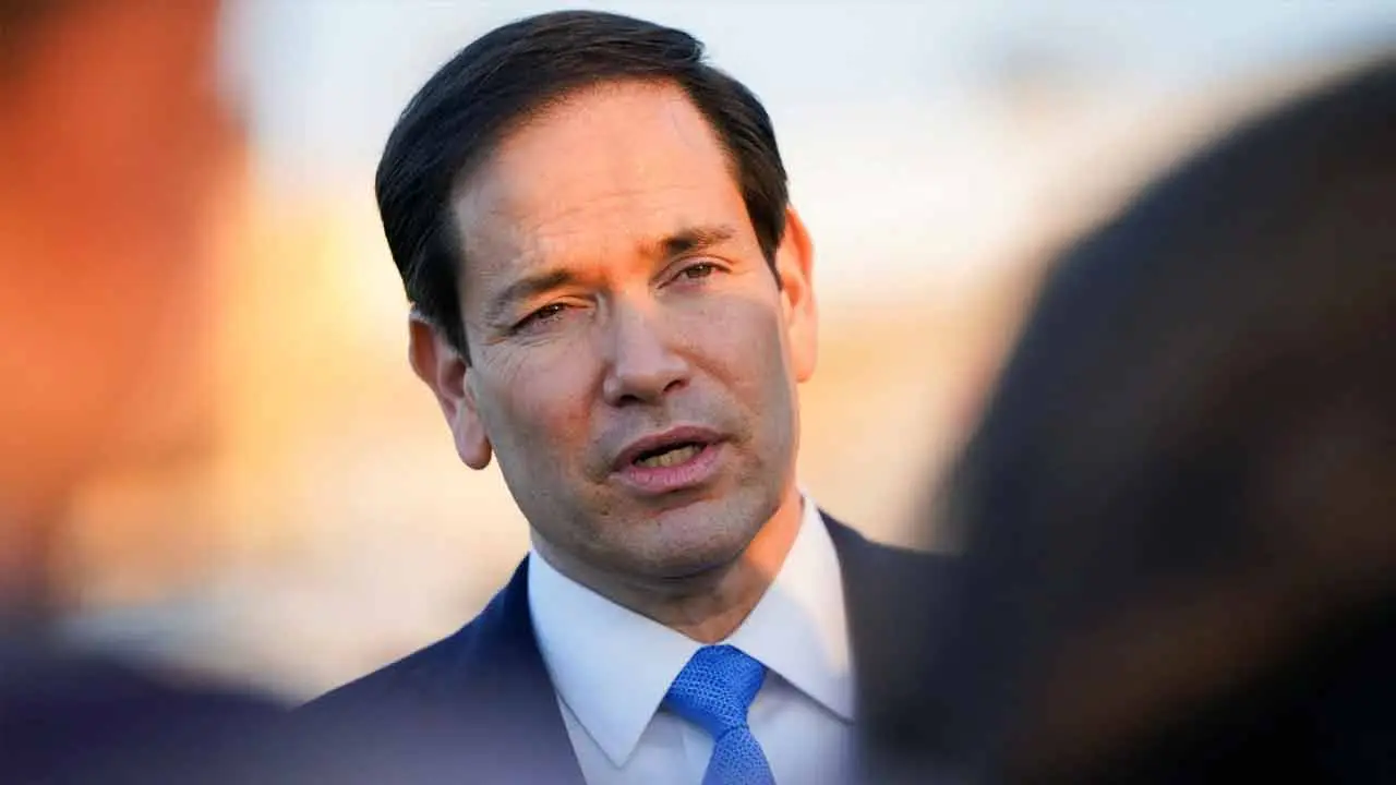 কলম্বিয়ার প্রেসিডেন্টকে ‘পাগল’ বললেন মার্কিন পররাষ্ট্রমন্ত্রী রুবিও