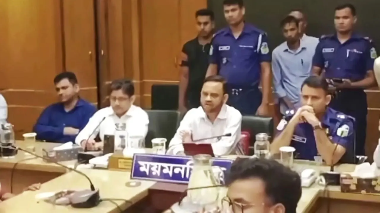 ময়মনসিংহে বাস ধর্মঘট প্রত‍্যাহার