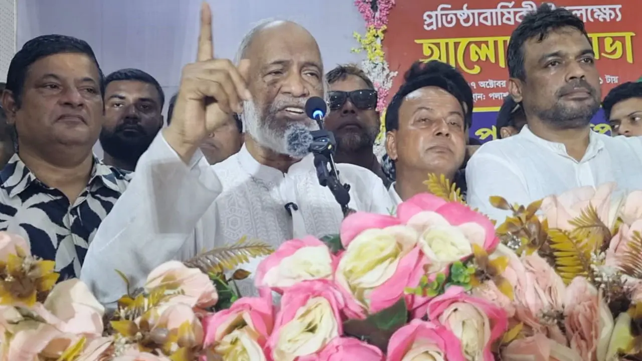 বিএনপিকে নিশ্চিহ্ন করতে গিয়ে আ.লীগই নিশ্চিহ্ন হওয়ার পথে 