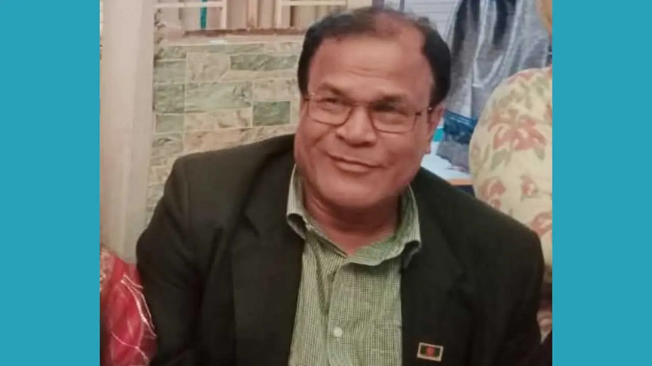 শিক্ষক শক্তিপদ রায়ের সুদের ফাঁদ থেকে বের হতে পারছে না এলাকার মানুষ