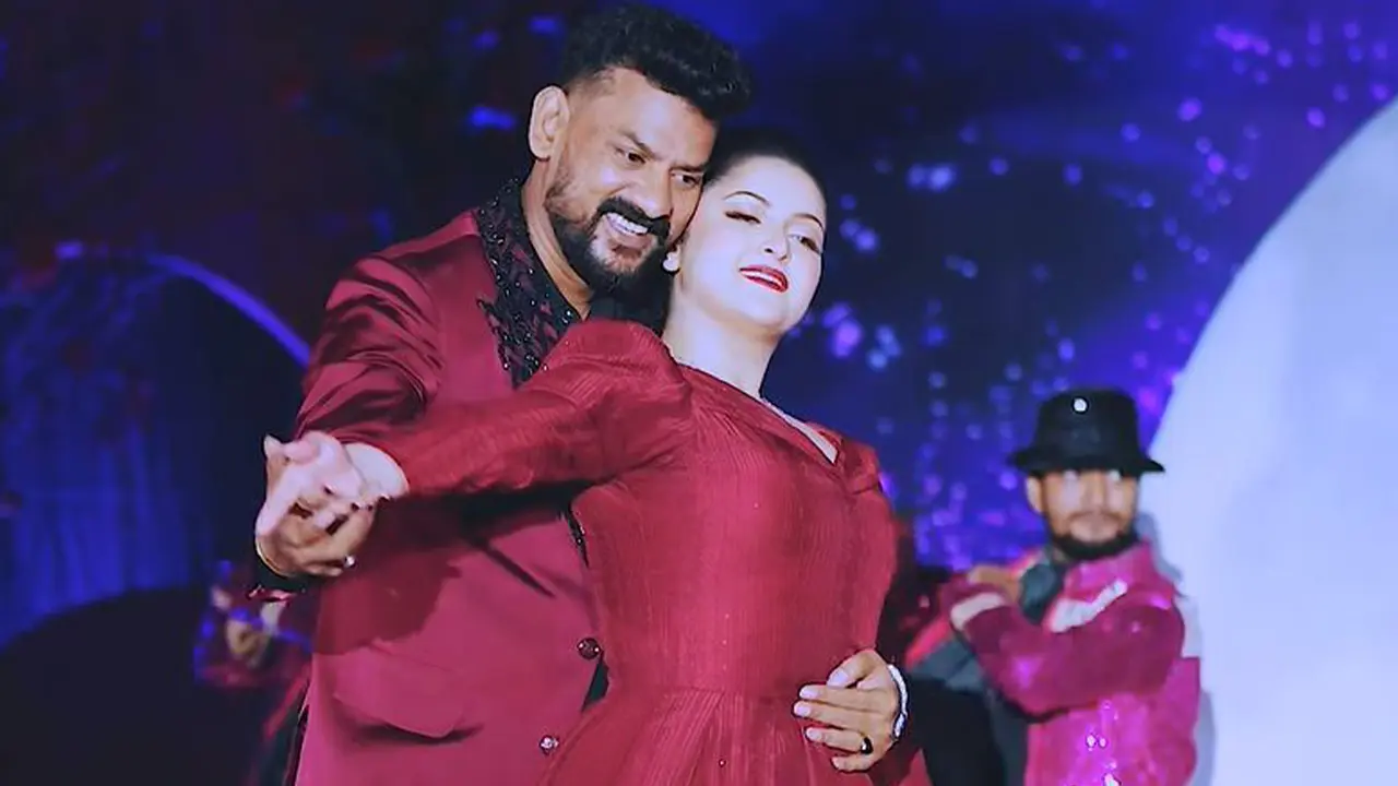 ‘আমার অর্ধেক জীবন সুন্দর করেছো পরী, আই লাভ ইউ’