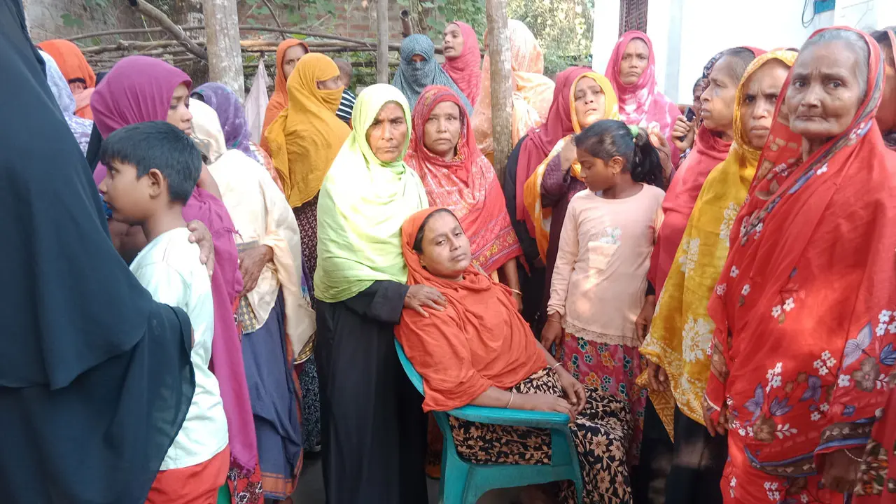 পদ্মার চরে গোলাগুলিতে দুই যুবক নিহত