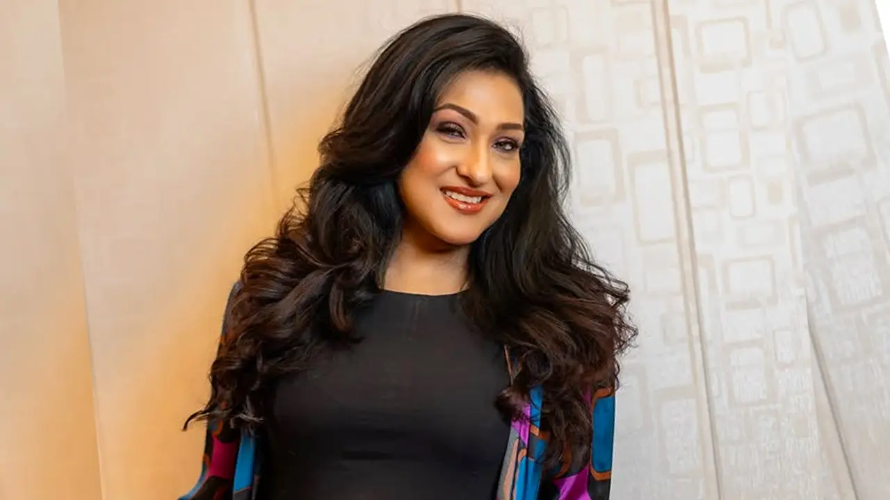 আবেগঘন পোস্টে যা বললেন ঋতুপর্ণা