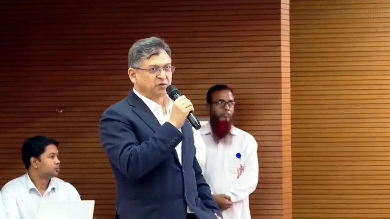 প্রতিরক্ষা বাহিনীগুলোর মধ্যে ভারসাম্য নষ্ট হোক আমরা চাই না : সালাহউদ্দিন