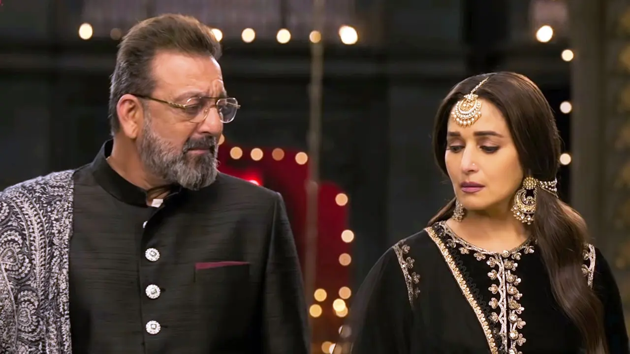 সঞ্জয়ের সঙ্গে থাকলে ফেঁসে যেতে পারেন— বুঝতেই প্রেম ভাঙেন মাধুরী!