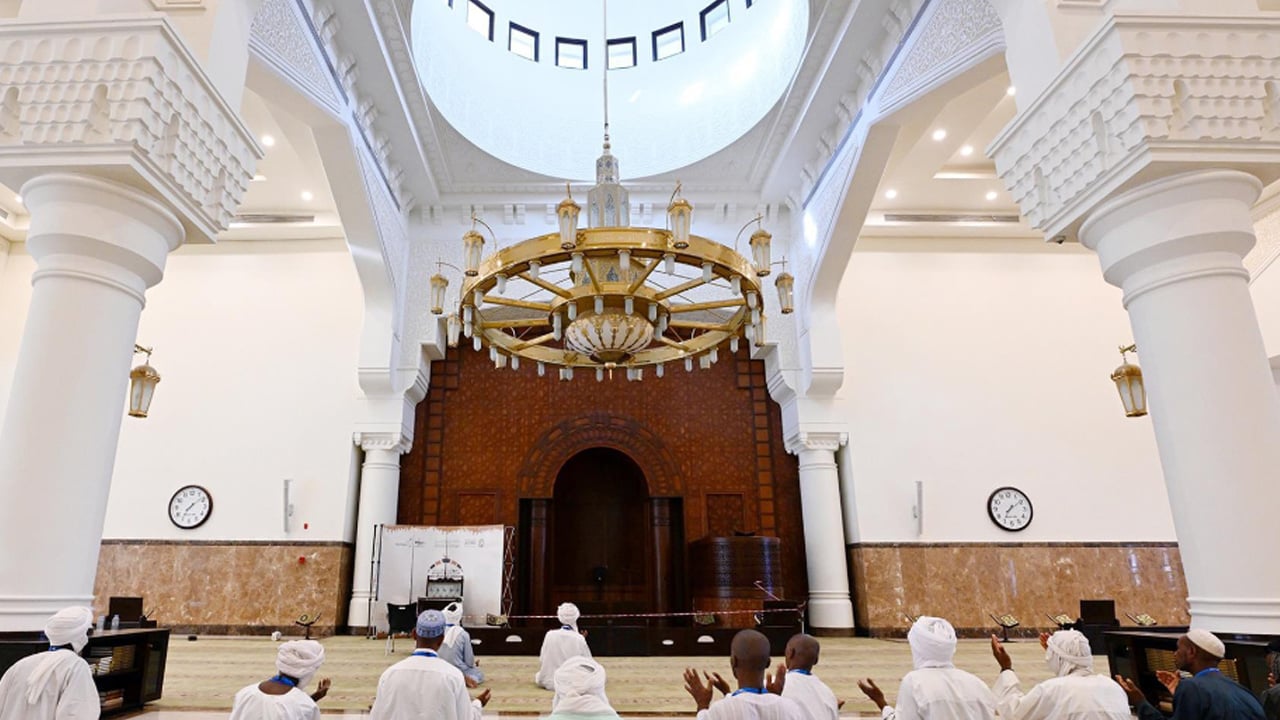  Sayed Al-Shuhada Mosque, Madinah