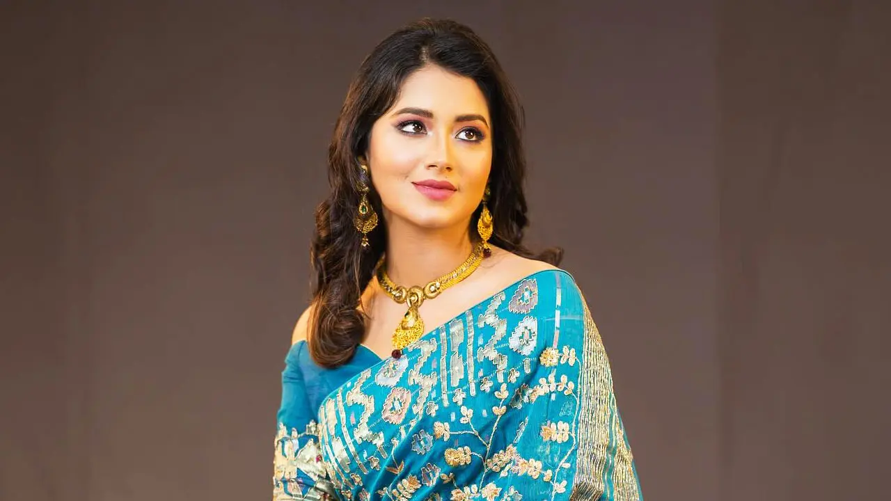 নতুন পরিচয়ে আসছেন তাসনিয়া ফারিণ