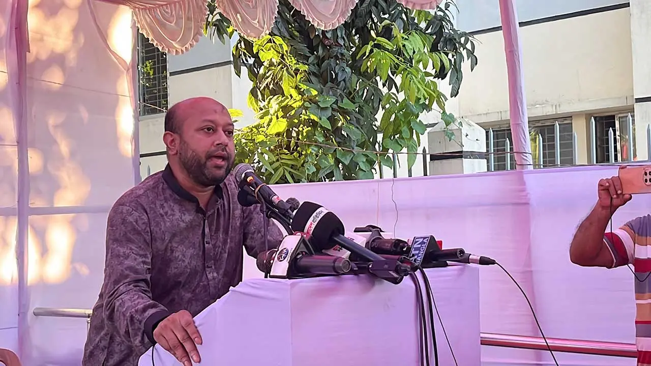 দিল্লির আধিপত্য মানবে না বাংলাদেশ : ফুয়াদ