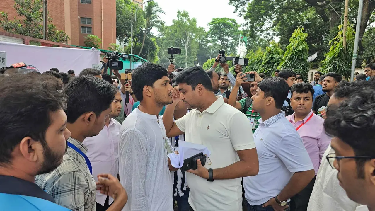 শিবির প্রার্থীর ব্যালটে আগে থেকেই ক্রস চিহ্ন রয়েছে : আবিদ