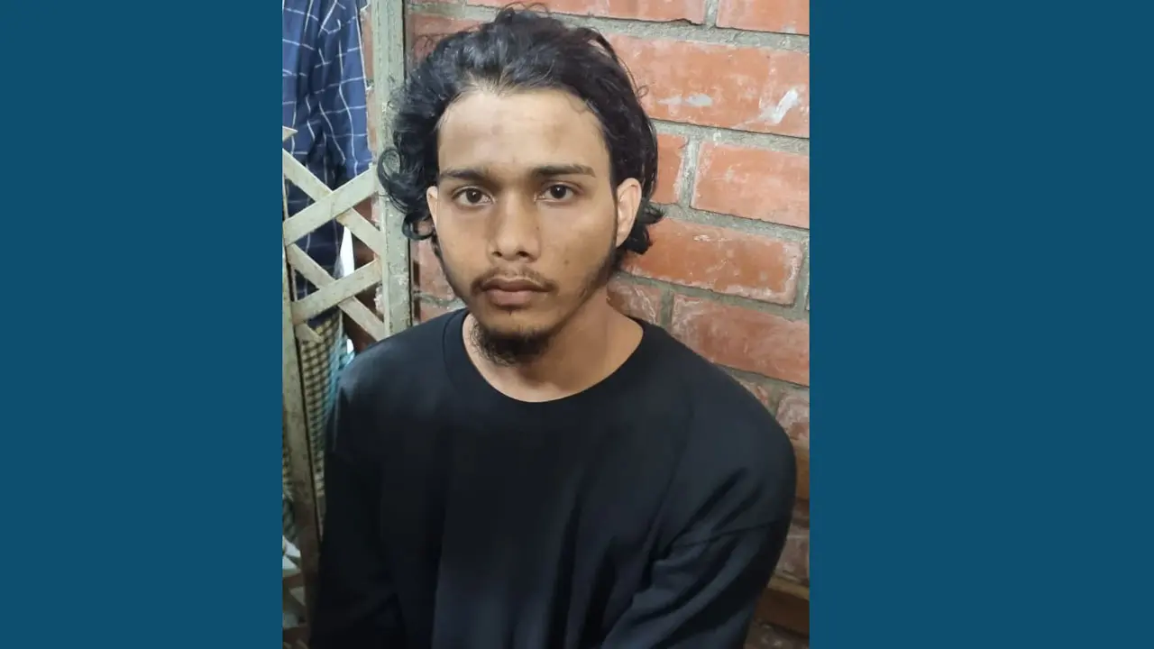 মোহাম্মদপুরে ছিনতাইয়ের ঘটনায় পলাতক যুবক গ্রেপ্তার