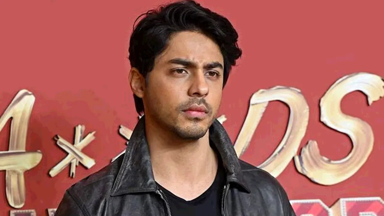 মাদককাণ্ডের পর মুছে ফেলা সেই ছবি ফিরিয়ে আনলেন আরিয়ান