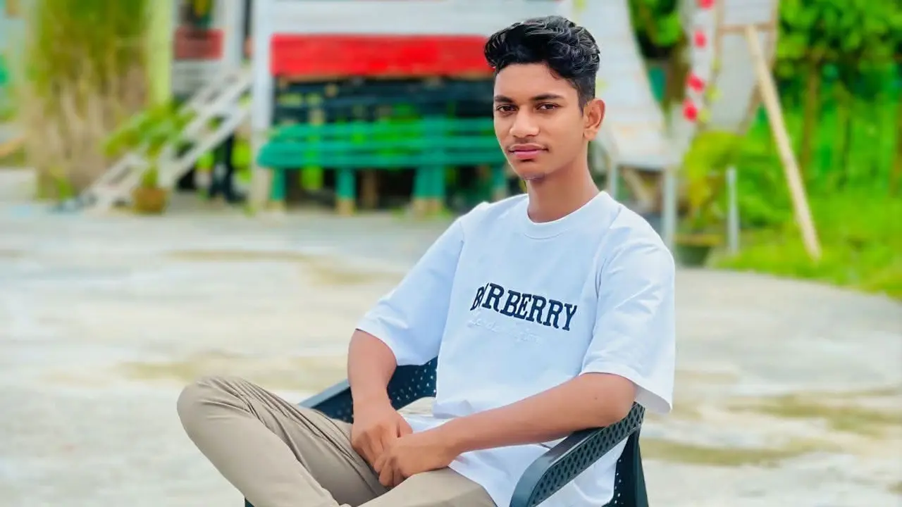 বোনের ওষুধ কিনতে বেরিয়ে নিথর হয়ে বাড়ি ফিরলেন ভাই