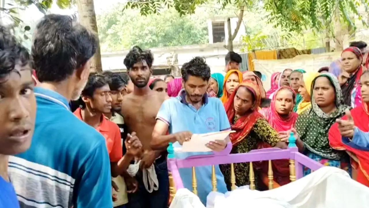 মরদেহ আটকে সুদের টাকা আদায় করলেন প্রতিবেশী
