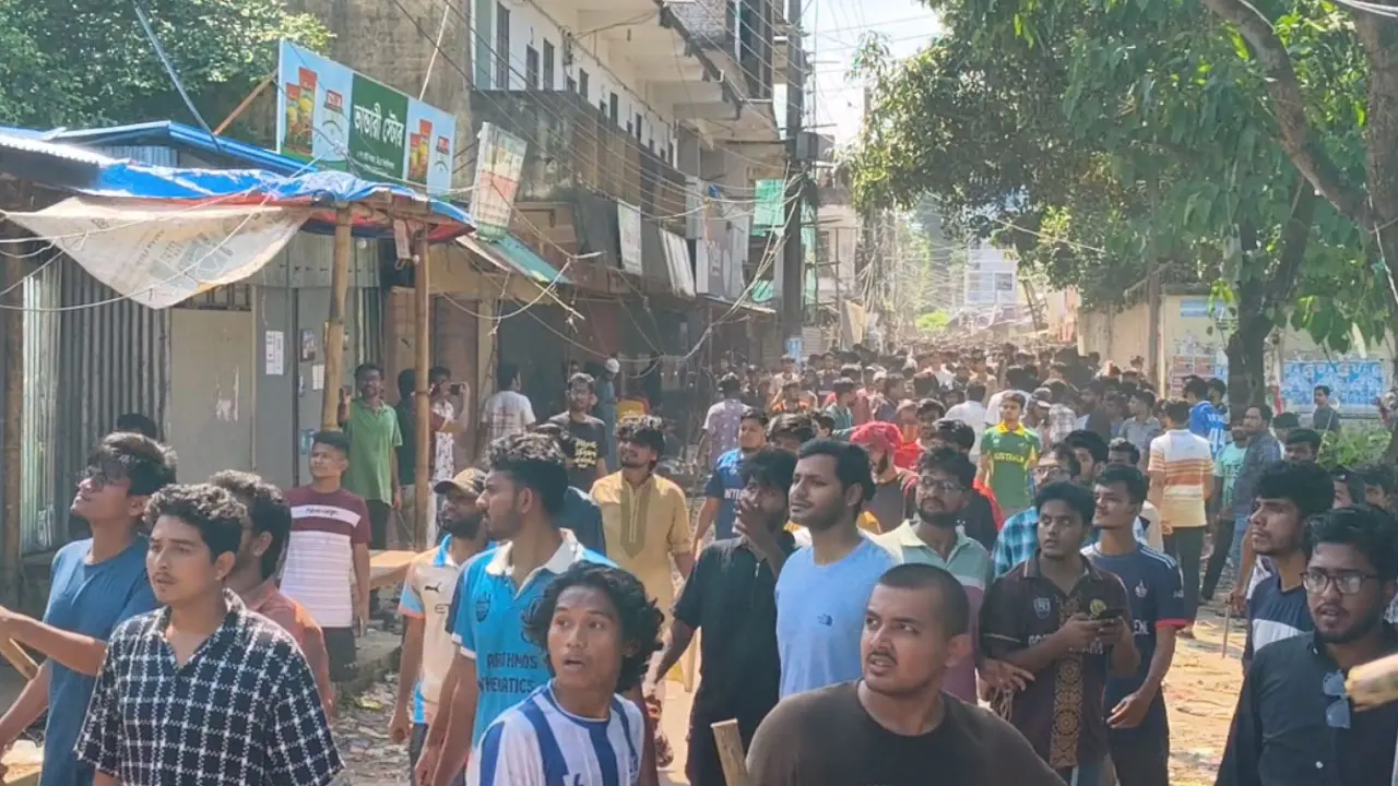 ‎চবিতে সংঘর্ষ : আহত দুই শিক্ষার্থী লাইফ সাপোর্টে
