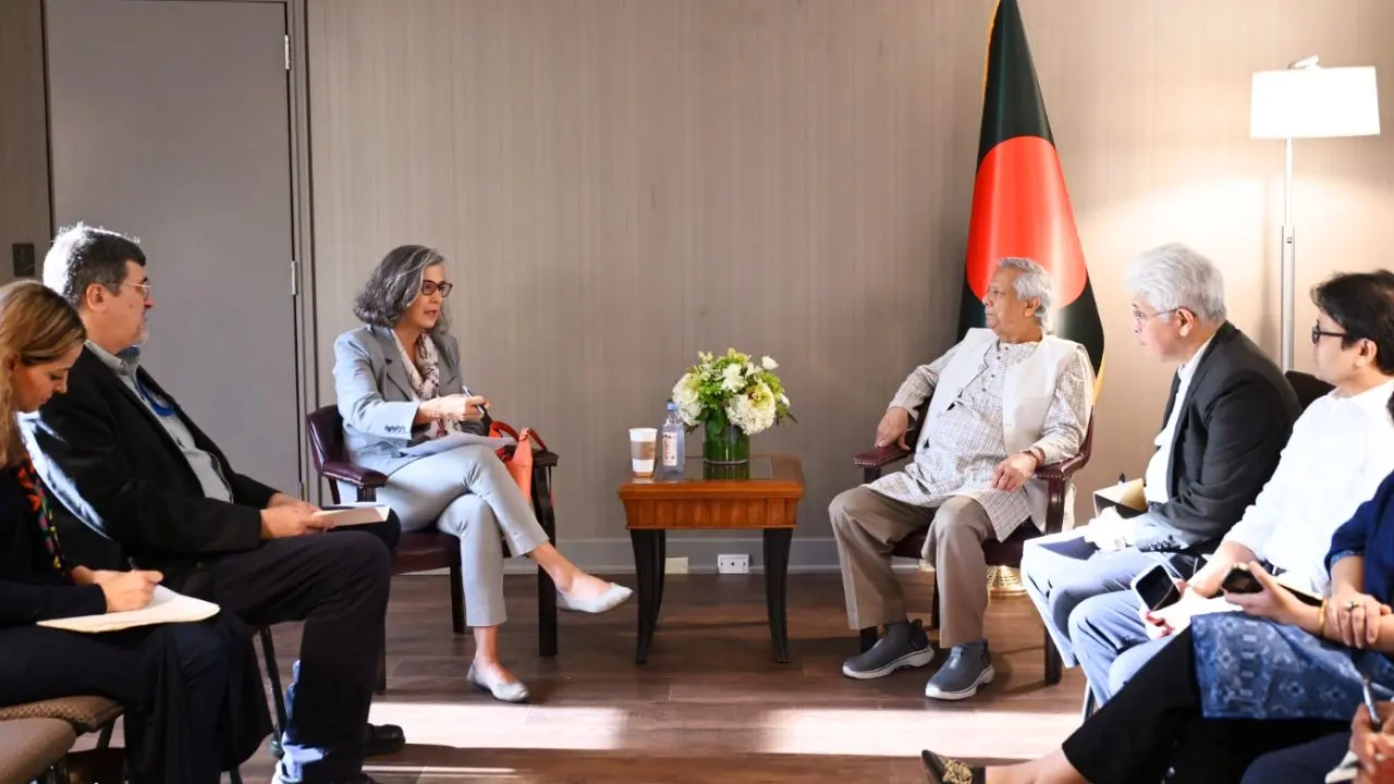 স্বল্প খরচে জলবায়ু সহনশীল আবাসনের আহ্বান প্রধান উপদেষ্টার