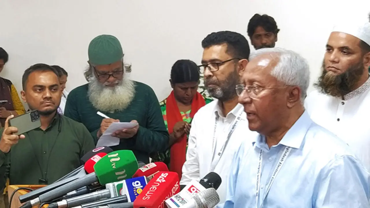 সীমানা নিয়ে আদালতের সিদ্ধান্ত বাস্তবায়ন করবে ইসি